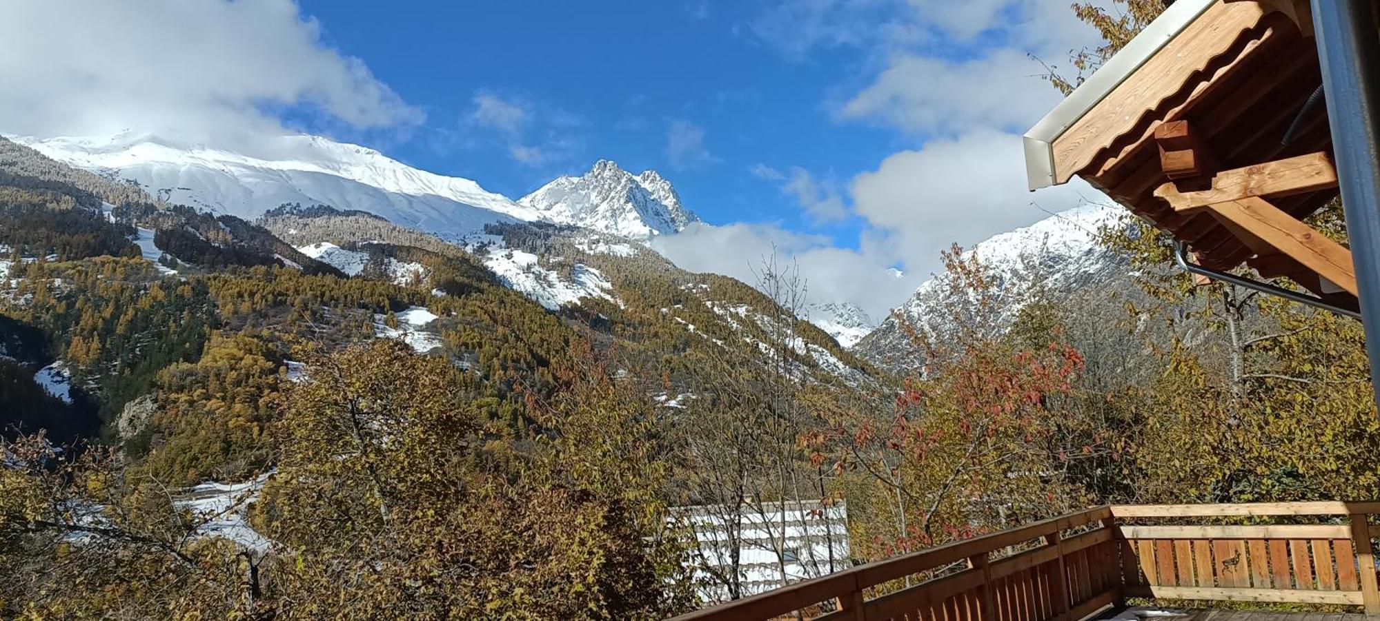Les Cabris Bed and Breakfast Pelvoux Buitenkant foto