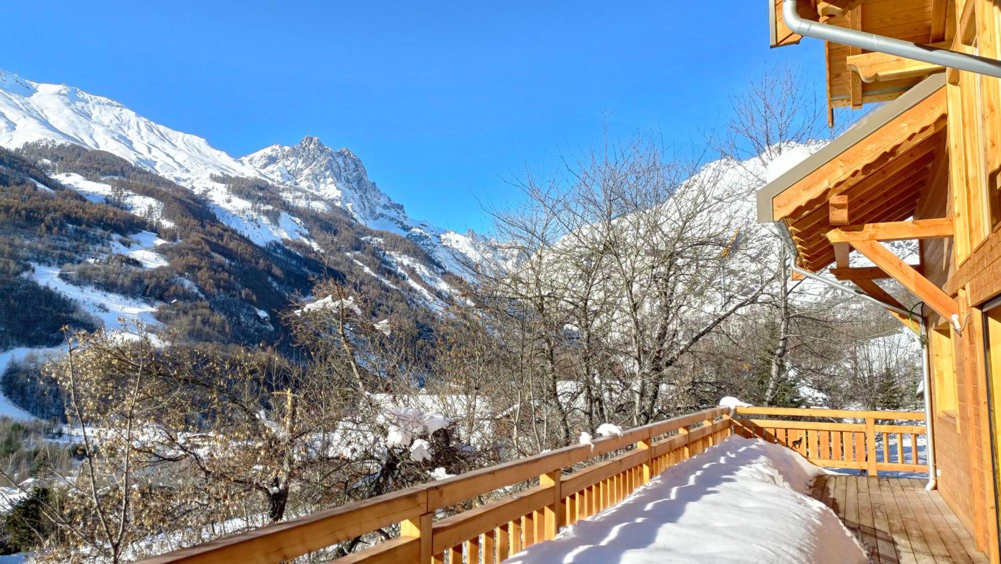 Les Cabris Bed and Breakfast Pelvoux Buitenkant foto